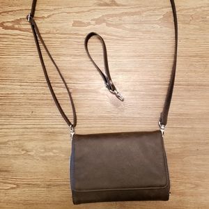 LTD Crossbody Thirty One Clutch Purse